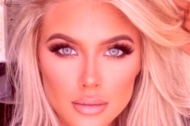 Ella, 26, a platinum blonde dark-eyed indian companion based in Pornichet. Offering Roleplay, Prostate Massage, CIM, Erotic Massage. Available for incall and...