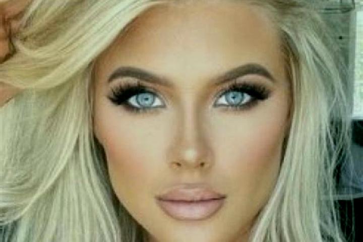 Ella, 26, a platinum blonde hazel-eyed ebony companion based in Potibaun. Offering Girlfriend Experience, Domination, Tantra, Prostate Massage, Couples. Avai...