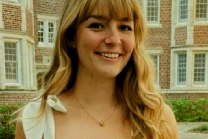 Ella, 26 — Escort in Croswell, United States
