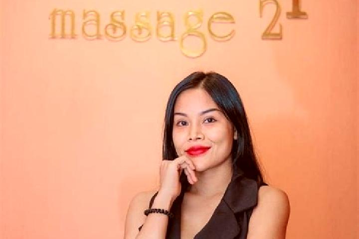 Ella, 26 — Escort in Kasai, Japan