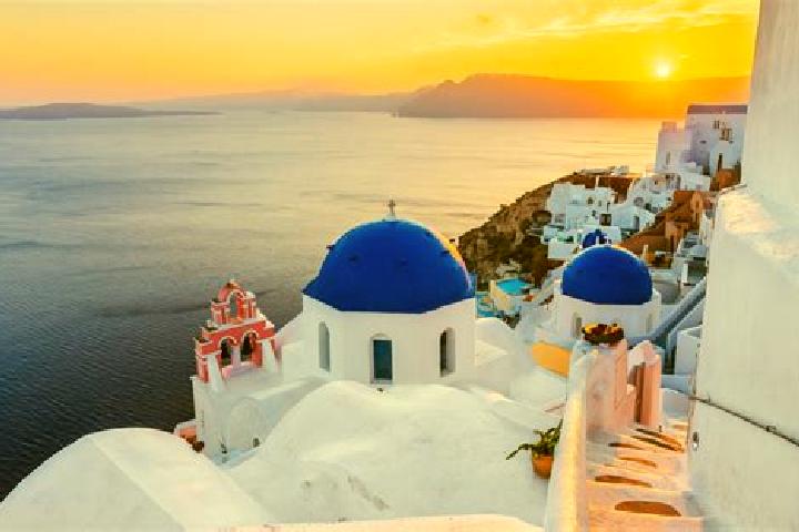 Ella, 26 — Escort in Kyprinos, Greece