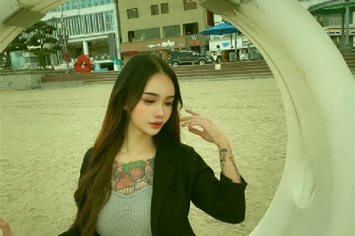 Ella, 26 — Escort in London Colney, United Kingdom