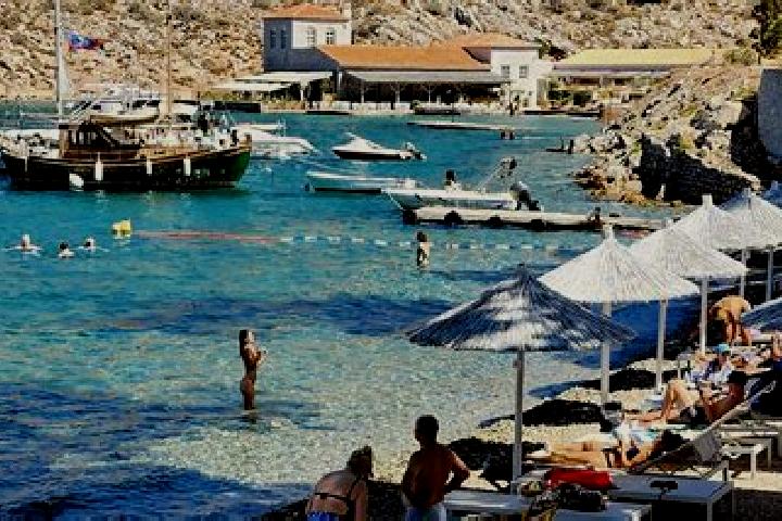 Ella, 26 — Escort in Mandraki, Greece