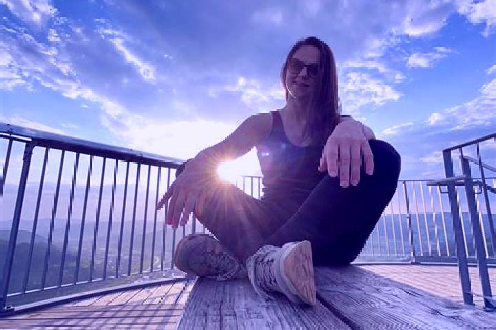 Ella, 26 — Escort in Wittenheim, France