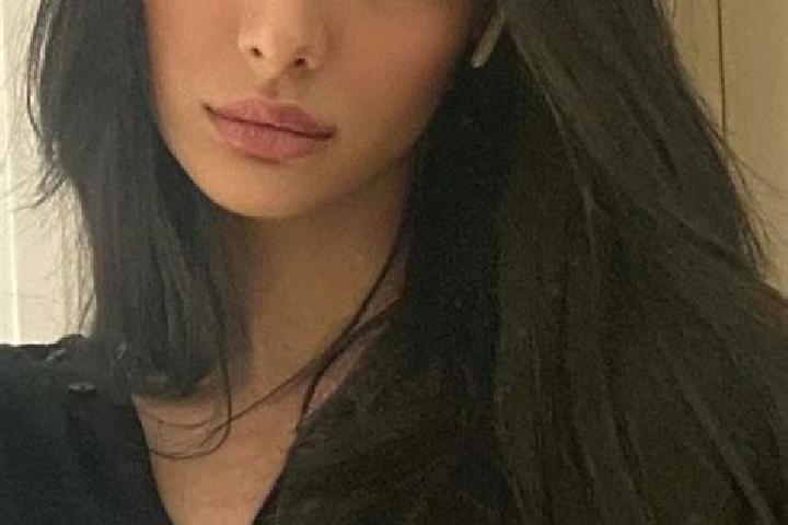 Ella, 27, a black dark-eyed middle eastern companion based in Kuanheum. Offering Travel Companion, 69, Duos, GFE. Available for incall and outcall, day and e...