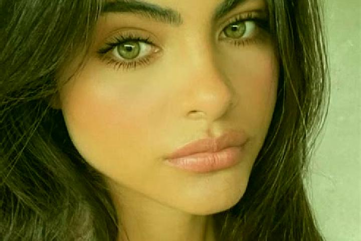 Ella, 27, a brunette dark-eyed indian companion based in Torre Orsaia. Offering Dinner Date, Fetish, CIM, Striptease. Available for incall and outcall, overn...