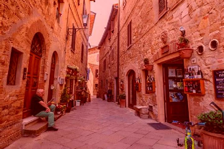 Ella, 27 — Escort in Castelforte, Italy