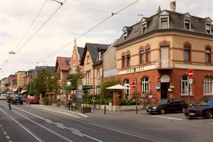 Ella, 27 — Escort in Gonsenheim, Germany