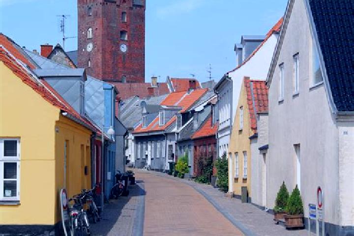 Ella, 27 — Escort in Nakskov, Denmark