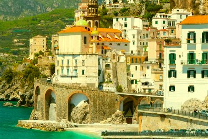 Ella, 27 — Escort in Tavagnasco, Italy