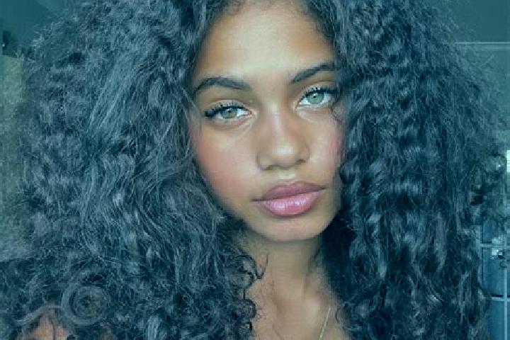 Ella, 28, a black blue-eyed ebony companion based in Verkhnia Vyznytsia. Offering Domination, CIM, Roleplay, Tantra, Massage. Available for incall and outcal...