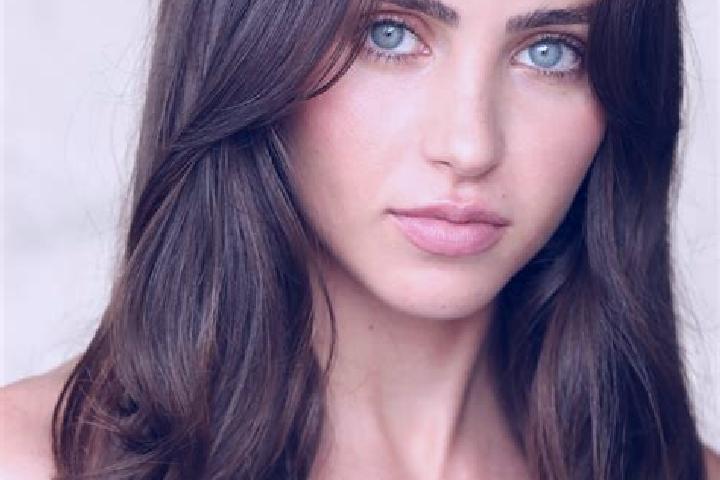 Ella, 28, a brunette blue-eyed ebony companion based in Marjaniemi. Offering Erotic Massage, Fetish, Dinner Date, Girlfriend Experience, Striptease. Availabl...