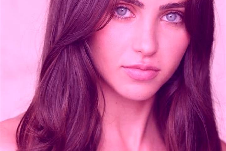 Ella, 28, a brunette brown-eyed mixed companion based in Bursa. Offering Erotic Massage, Duos, GFE. Available for incall and outcall, overnight bookings avai...