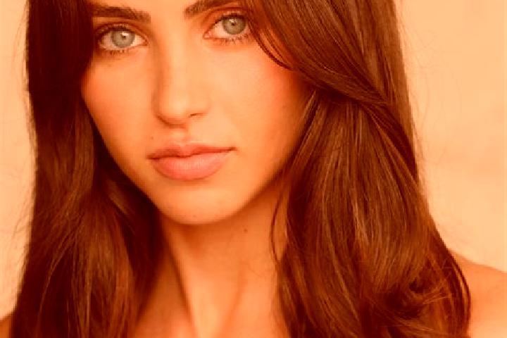 Ella, 28, a chestnut brown-eyed caribbean companion based in Hikari. Offering Couples, Fetish, BDSM. Available for incall and outcall, overnight bookings ava...