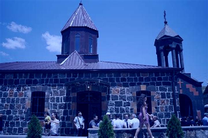Ella, 28 — Escort in Hovuni, Armenia