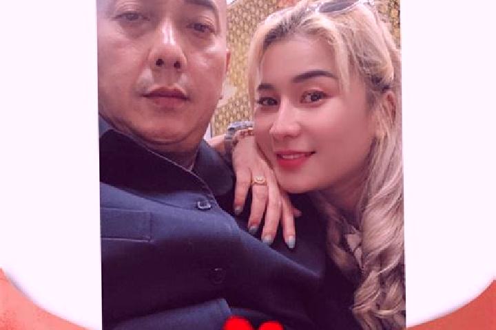 Ella, 28 — Escort in Kumpai, Indonesia