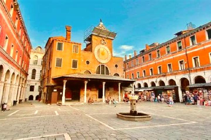 Ella, 28 — Escort in San Giacomo del Martignone, Italy