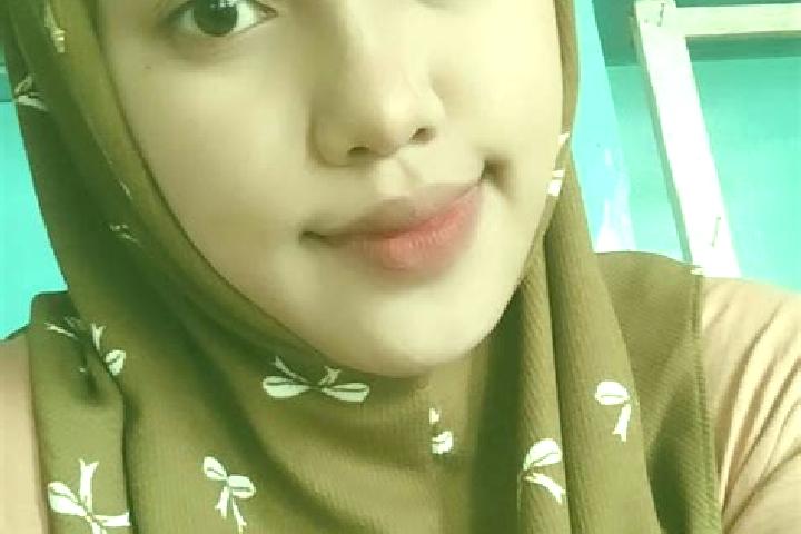 Ella, 28 — Escort in Sigli, Indonesia