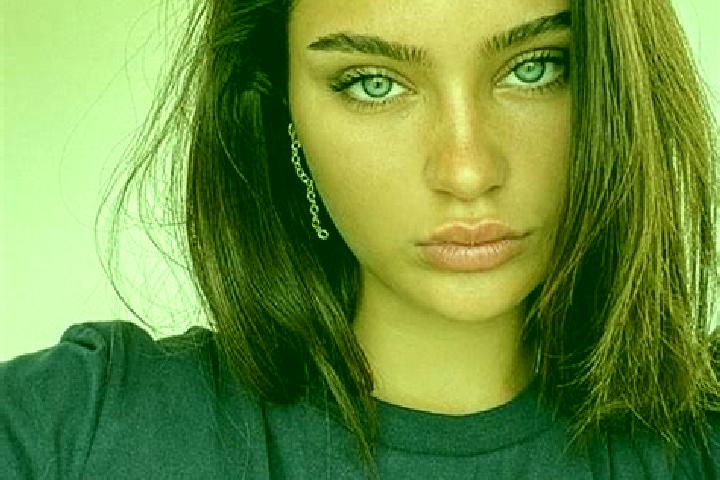 Ella, 29, a black brown-eyed slavic companion based in Bobonong. Offering Striptease, A-Level, Party Girl. Available for incall and outcall, overnight bookin...