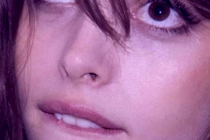 Ella, 29, a chestnut dark-eyed mixed companion based in San Salvo. Offering Striptease, A-Level, OWO, Prostate Massage. Available for incall and outcall, ove...