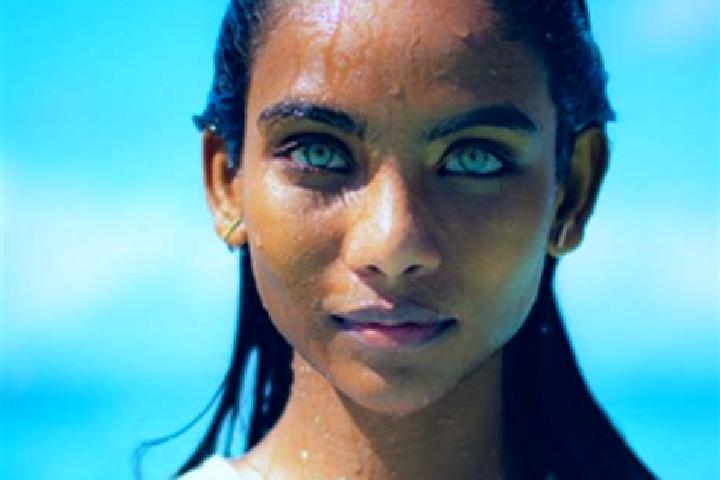 Ella, 29, a red blue-eyed indian companion based in Auxon-Dessus. Offering Prostate Massage, Striptease, Party Girl, GFE. Available for incall and outcall, d...