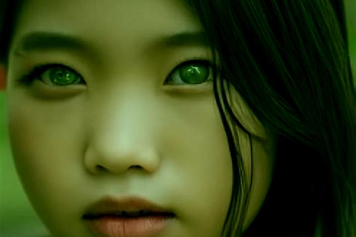 Ella, 29, a red green-eyed asian companion based in Topalli. Offering GFE, Couples, Travel Companion. Available for incall and outcall, day and evening dates.
