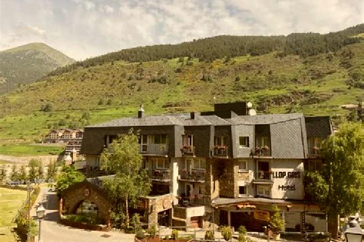 Ella, 29 — Escort in El Tarter, Andorra