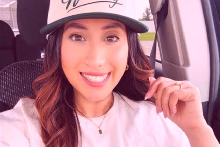 Ella, 29 — Escort in Heyburn, United States