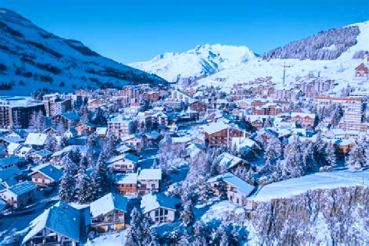 Ella, 29 — Escort in Les Deux Alpes, France