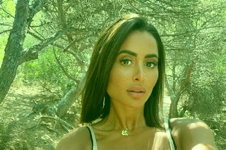Ella, 29 — Escort in Oued el Himer, Morocco