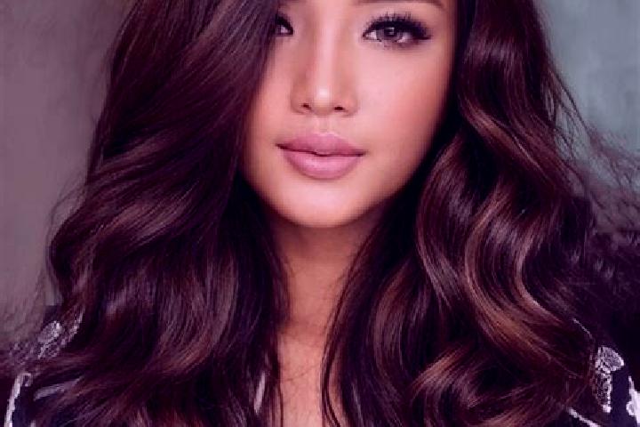Ella, 30, a chestnut amber-eyed asian companion based in Neuendettelsau. Offering Duos, Deep French Kissing, Overnight. Available for incall and outcall, day...