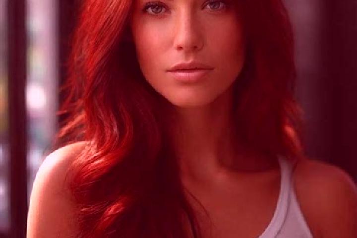 Ella, 30, a red hazel-eyed caucasian companion based in Rud Avar. Offering Dinner Date, Erotic Massage, Travel Companion, BDSM. Available for incall and outc...