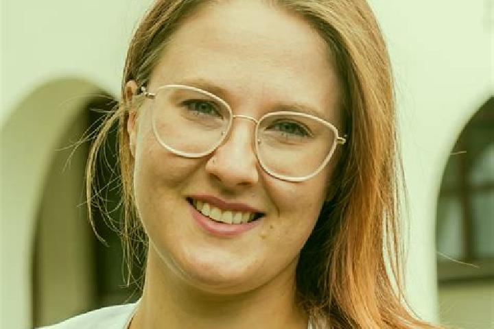 Ella, 30 — Escort in Altheim, Austria