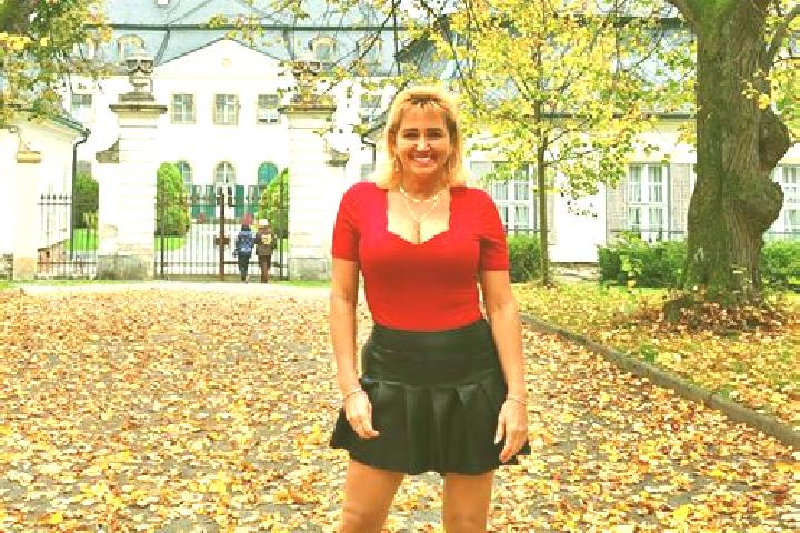 Ella, 30 — Escort in Drahany, Czech Republic