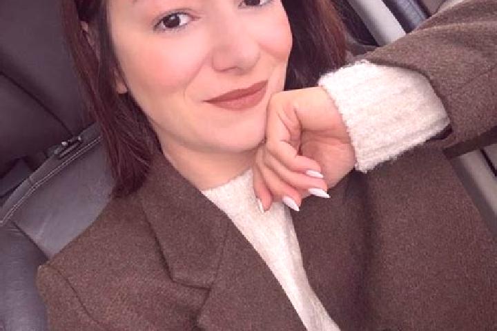 Ella, 30 — Escort in Goektas, Turkey