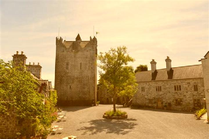 Ella, 30 — Escort in Lackagh, Ireland