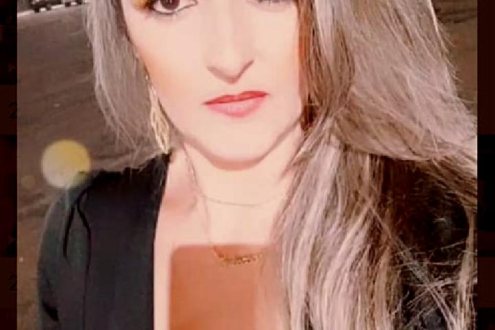 Ella, 30 — Escort in Primeiro de Maio, Brazil