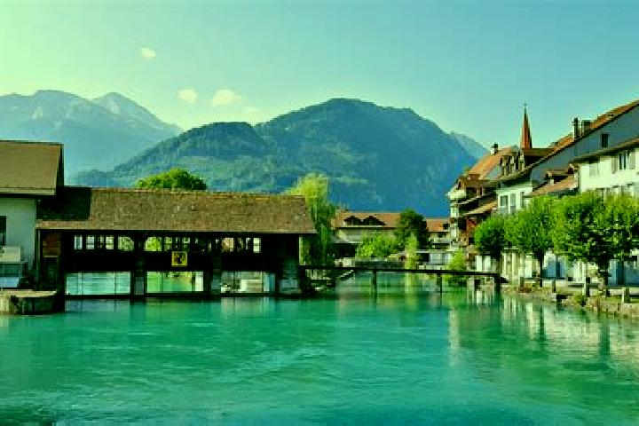 Ella, 30 — Escort in Unterseen, Switzerland