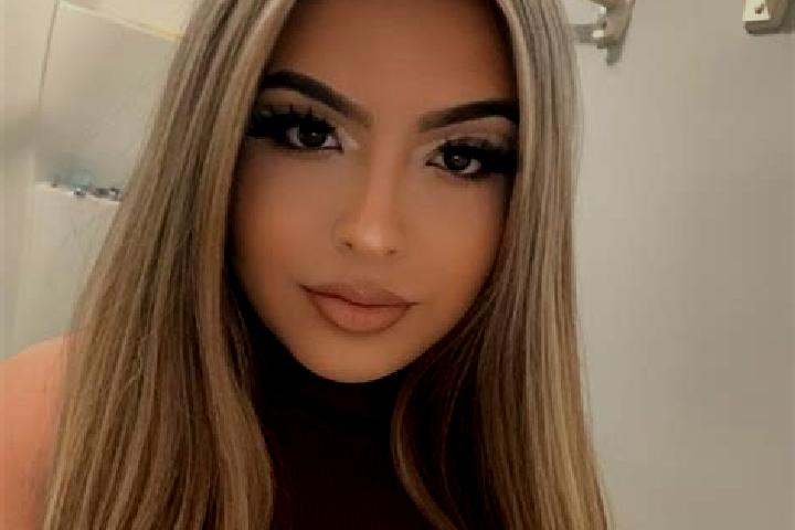 Ella, 31, a blonde brown-eyed latina companion based in Tanghin-Dassouri. Offering Striptease, Prostate Massage, Roleplay. Available for incall and outcall, ...