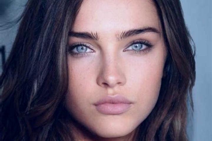 Ella, 31, a brunette blue-eyed caribbean companion based in St. Moritz. Offering Girlfriend Experience, Tantra, Massage, Party Girl. Available for incall and...