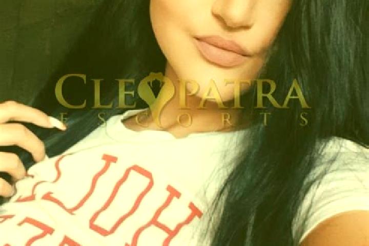 Ella, 31, a brunette brown-eyed indian companion based in Mandaon. Offering Tantra, OWO, Massage, Striptease, Couples. Available for incall and outcall, day ...