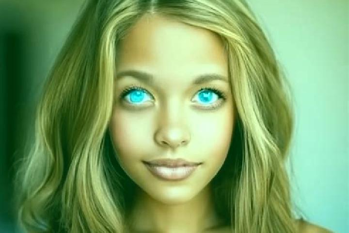 Ella, 31, a dark blonde blue-eyed mixed companion based in Los Arcos. Offering CIM, OWO, Roleplay. Available for incall and outcall, day and evening dates.