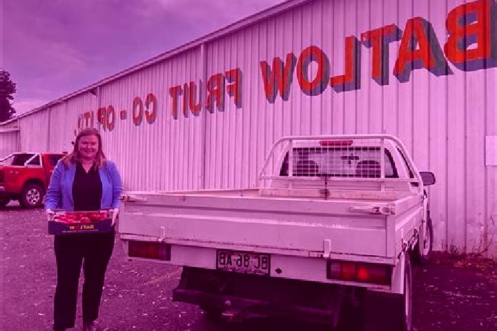 Ella, 31 — Escort in Batlow, Australia