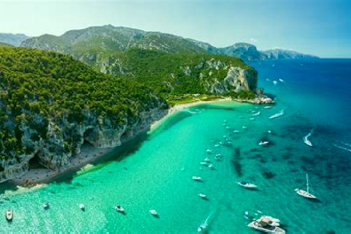Ella, 31 — Escort in Cala Gonone, Italy