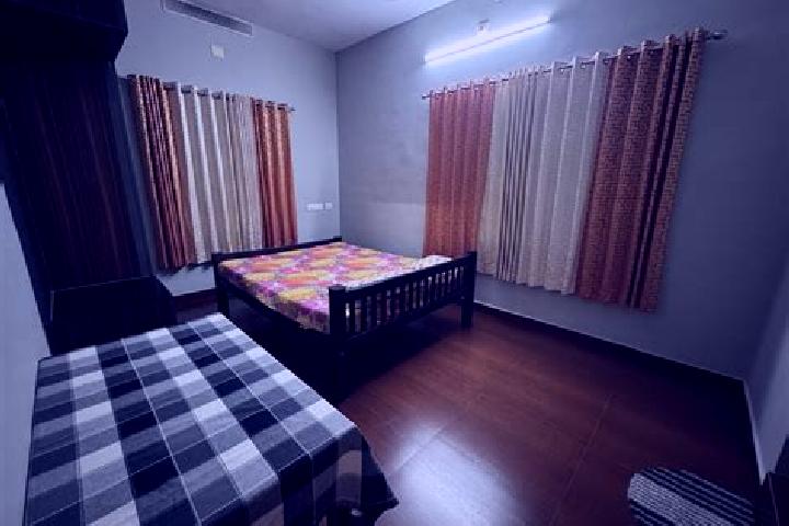 Ella, 31 — Escort in Puranattukara, India