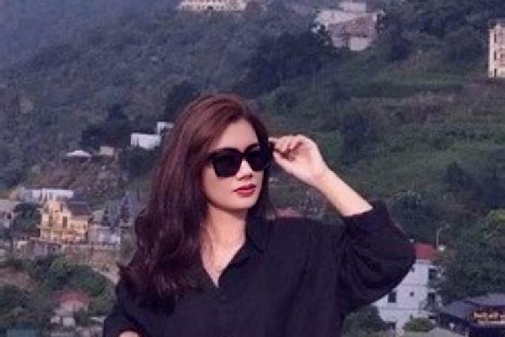 Ella, 31 — Escort in Sirod, France