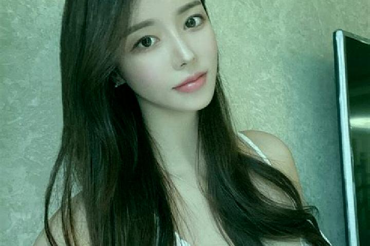 Ella, 31 — Escort in Sumdo, China