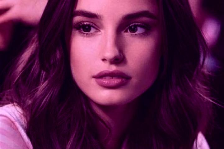 Ella, 32, a brunette brown-eyed middle eastern companion based in Herrmannshoehe. Offering Domination, GFE, Fetish, Tantra, Duos. Available for incall and ou...