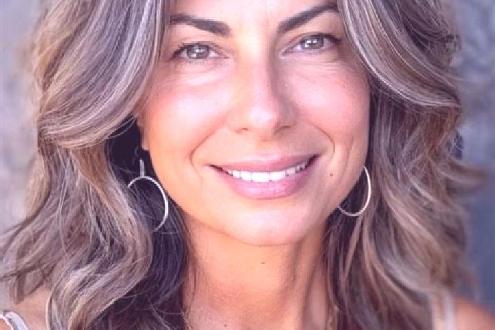 Ella, 32, a brunette grey-eyed middle eastern companion based in Ponte Ete-Caldarette. Offering Tantra, Roleplay, Prostate Massage, A-Level. Available for in...