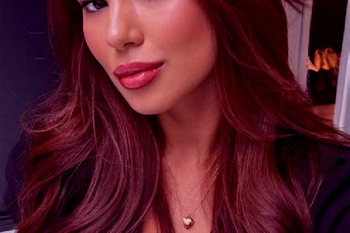 Ella, 32, a chestnut dark-eyed latina companion based in Mehren. Offering A-Level, Domination, Massage. Available for incall and outcall, overnight bookings ...